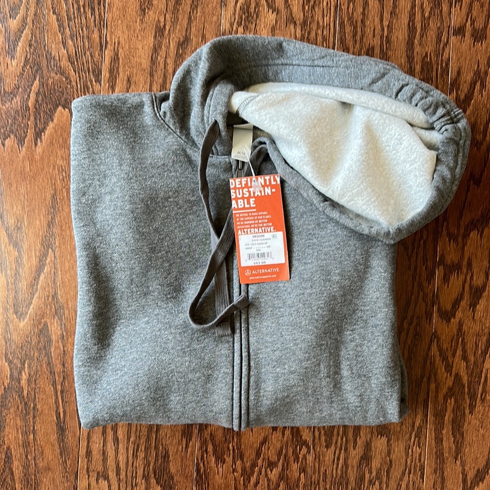 Alternative zip hoodie